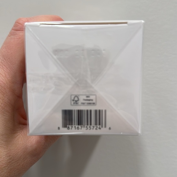 Sensuous Stars by Estee Lauder. ￼ 3.4 fluid oz 110ml - Picture 3 of 4